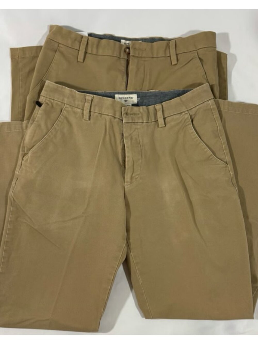Two Pairs Men’s Dockers Khaki Pants - Straight Fit 32x34 - Stretch - Zip Pckt
